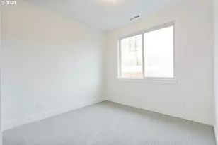 16240 NW Holman Wy, Portland, OR 97229 - Photo 19