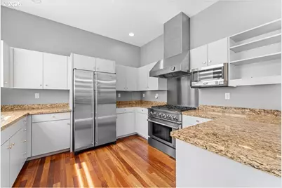 2140 NW 16th Ave, Portland, OR 97209 - Photo 7