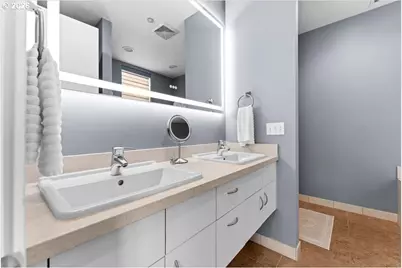 2140 NW 16th Ave, Portland, OR 97209 - Photo 27