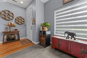 2140 NW 16th Ave, Portland, OR 97209 - Photo 3