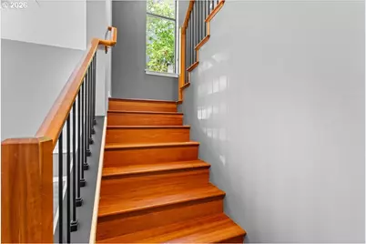 2140 NW 16th Ave, Portland, OR 97209 - Photo 5