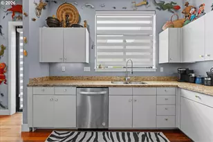 2140 NW 16th Ave, Portland, OR 97209 - Photo 11