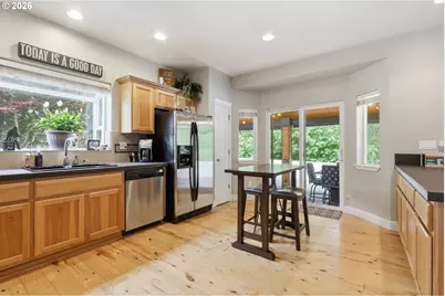 1090 N 26th Ter, Cornelius, OR 97113 - Photo 13