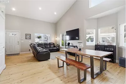 1090 N 26th Ter, Cornelius, OR 97113 - Photo 7