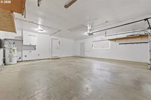 4671 Royal Ave, Eugene, OR 97402 - Photo 29