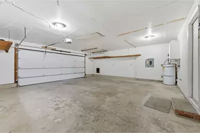 4671 Royal Ave, Eugene, OR 97402 - Photo 25