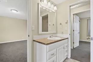 4671 Royal Ave, Eugene, OR 97402 - Photo 25