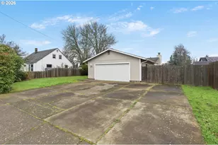 4671 Royal Ave, Eugene, OR 97402 - Photo 3