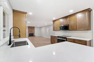 220 SW 144th Ave, Beaverton, OR 97006 - Photo 7