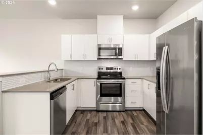 17137 SW Appledale Rd #304, Beaverton, OR 97007 - Photo 5