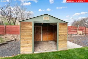 420 Water St, Heppner, OR 97836 - Photo 35