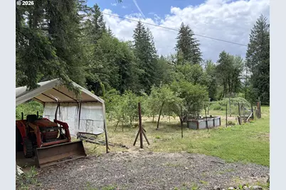 16817 Nonpareil Rd, Sutherlin, OR 97479 - Photo 13