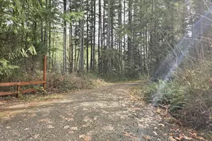 16817 Nonpareil Rd, Sutherlin, OR 97479 - Photo 3