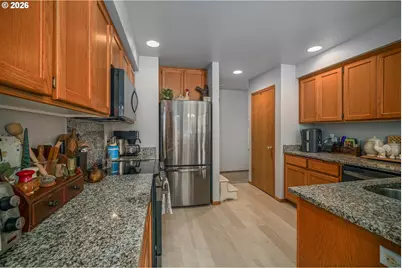 733 Sitka Deer Ct NW, Salem, OR 97304 - Photo 11