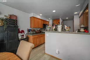 733 Sitka Deer Ct NW, Salem, OR 97304 - Photo 15