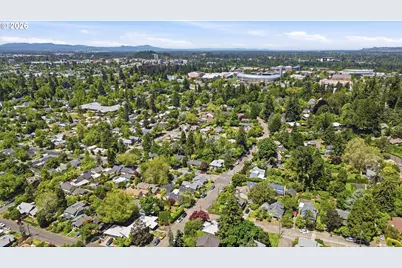 2473 Columbia St, Eugene, OR 97403 - Photo 43