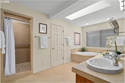 5581 SW Joshua St, Tualatin, OR 97062 - Photo 23