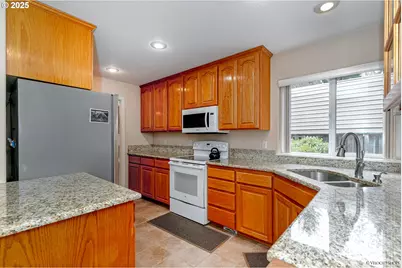 24788 E McKenzie Valley Ct, Welches, OR 97067 - Photo 19