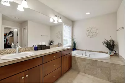 13660 SE Taralon Dr, Happy Valley, OR 97015 - Photo 25