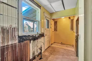 1515 SE Main St, Portland, OR 97214 - Photo 17