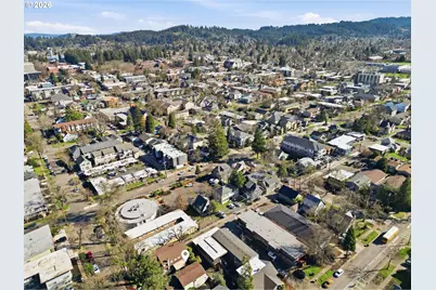 344 E 14th Ave, Eugene, OR 97401 - Photo 43