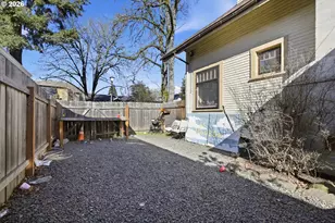 344 E 14th Ave, Eugene, OR 97401 - Photo 15
