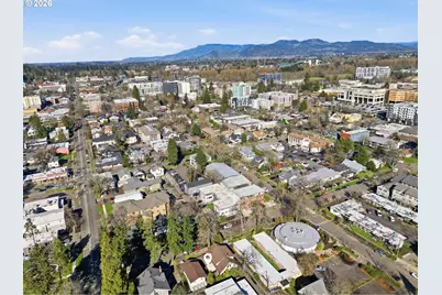 344 E 14th Ave, Eugene, OR 97401 - Photo 37