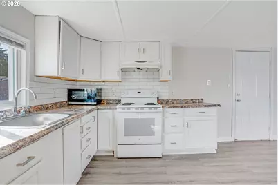 13401 NE 28th St #217, Vancouver, WA 98682 - Photo 11