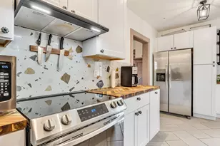 933 8th St, Astoria, OR 97103 - Photo 11