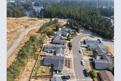 921 Stillwater Dr, Coos Bay, OR 97420 - Photo 39