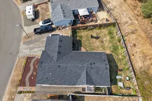 921 Stillwater Dr, Coos Bay, OR 97420 - Photo 35