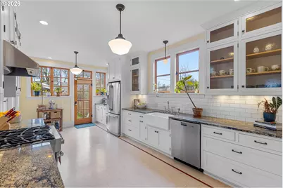 2276 SE Spruce Ave, Portland, OR 97214 - Photo 17