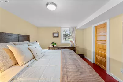 2276 SE Spruce Ave, Portland, OR 97214 - Photo 33