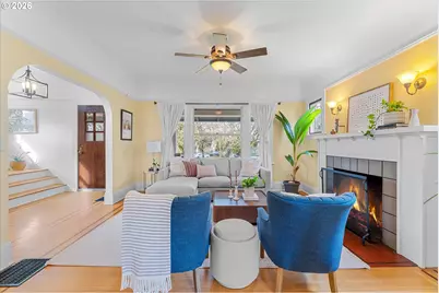 2276 SE Spruce Ave, Portland, OR 97214 - Photo 9