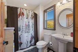 1717 Hood River Rd, Mosier, OR 97040 - Photo 27