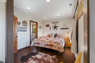 1717 Hood River Rd, Mosier, OR 97040 - Photo 25