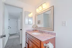 13708 SE 37th St, Vancouver, WA 98683 - Photo 9