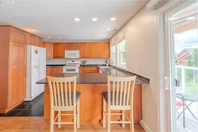 13708 SE 37th St, Vancouver, WA 98683 - Photo 27