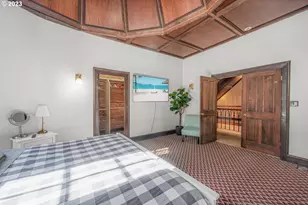 4224 SW Melville Ave, Portland, OR 97239 - Photo 25