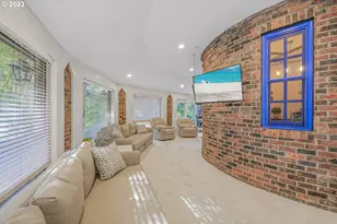 4224 SW Melville Ave, Portland, OR 97239 - Photo 15