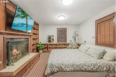 4224 SW Melville Ave, Portland, OR 97239 - Photo 19