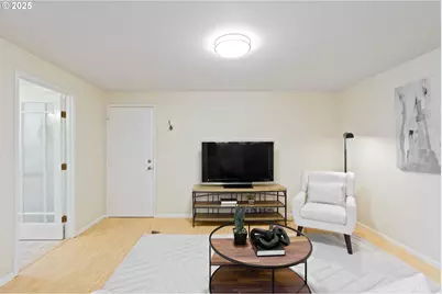 6679 Huntington Cir SE, Salem, OR 97306 - Photo 9