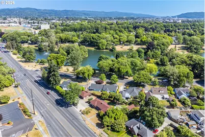 2615 Ocean Beach Hwy, Longview, WA 98632 - Photo 23