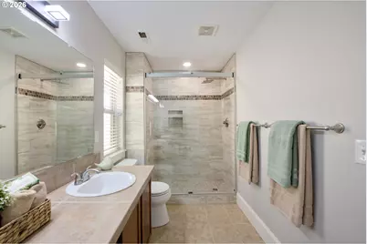 5647 NW Lark Meadow Ter, Portland, OR 97229 - Photo 37