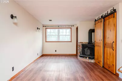 911 Huron Ct SE, Salem, OR 97302 - Photo 17