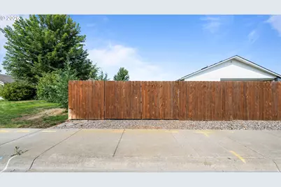 115 SE Crestline Dr, Hermiston, OR 97838 - Photo 33