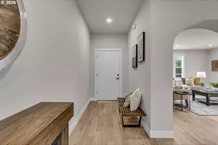 5007 SE Stark St, Portland, OR 97215 - Photo 5