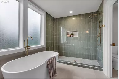 5007 SE Stark St, Portland, OR 97215 - Photo 33