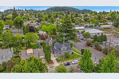 5007 SE Stark St, Portland, OR 97215 - Photo 43