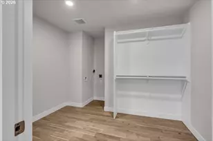 5007 SE Stark St, Portland, OR 97215 - Photo 31
